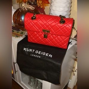 Kurt Geiger Quilted Leather Pad Lock Shoulder Bag❤️🌹